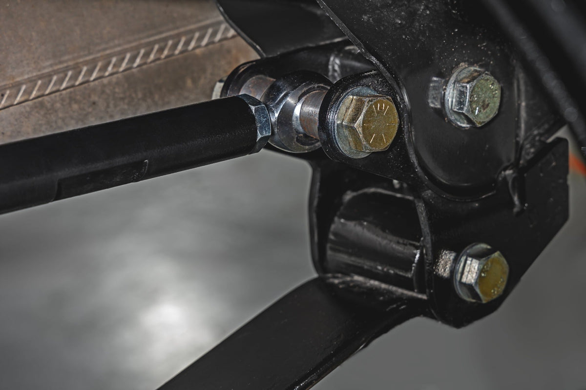 Rough Country - Traction Bar Kit - 2-5 Inch Lowering Kit - Ford F-150 (2021-2025)
