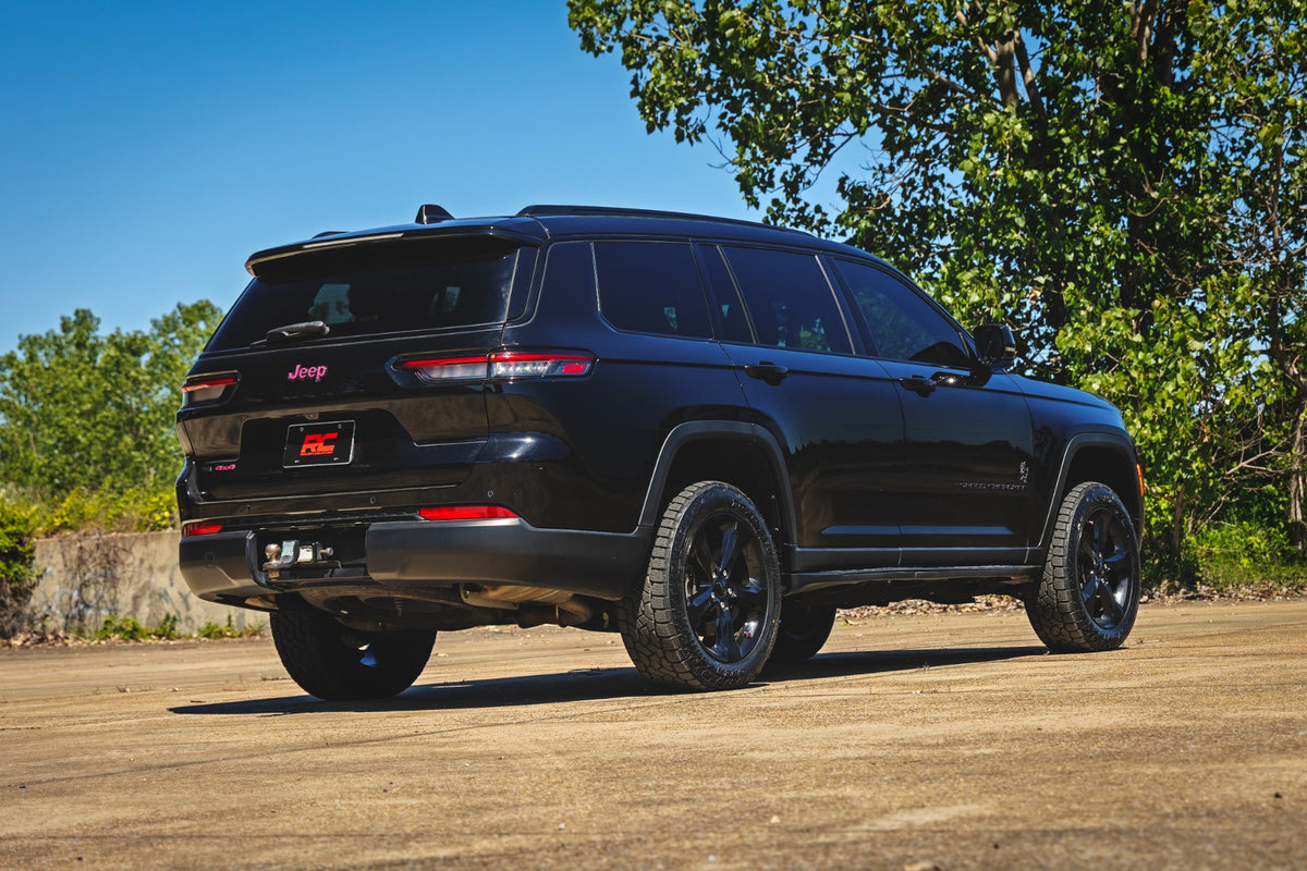 Rough Country - 2 Inch Lift Kit - W/O Air Suspension - Jeep Grand Cherokee L 2WD/4WD (2021-2026) - 68400
