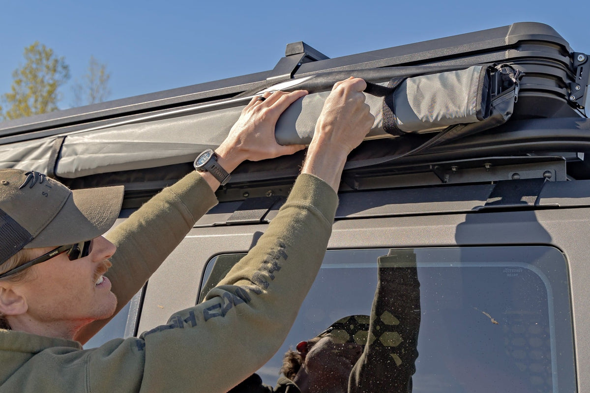 Rough Country - Retractable Roof Rack Awning - 6'6" x 9'8" (Fits Trucks & SUVs) - 99081 by Rough Country - close-up