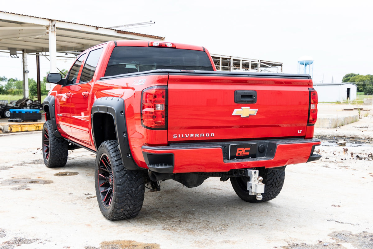 Fender Flares | Defender | 6&#39;7&quot; &amp; 8&#39; Bed | Chevy Silverado 1500 (14-18)/Silverado 2500 HD (15-19) 