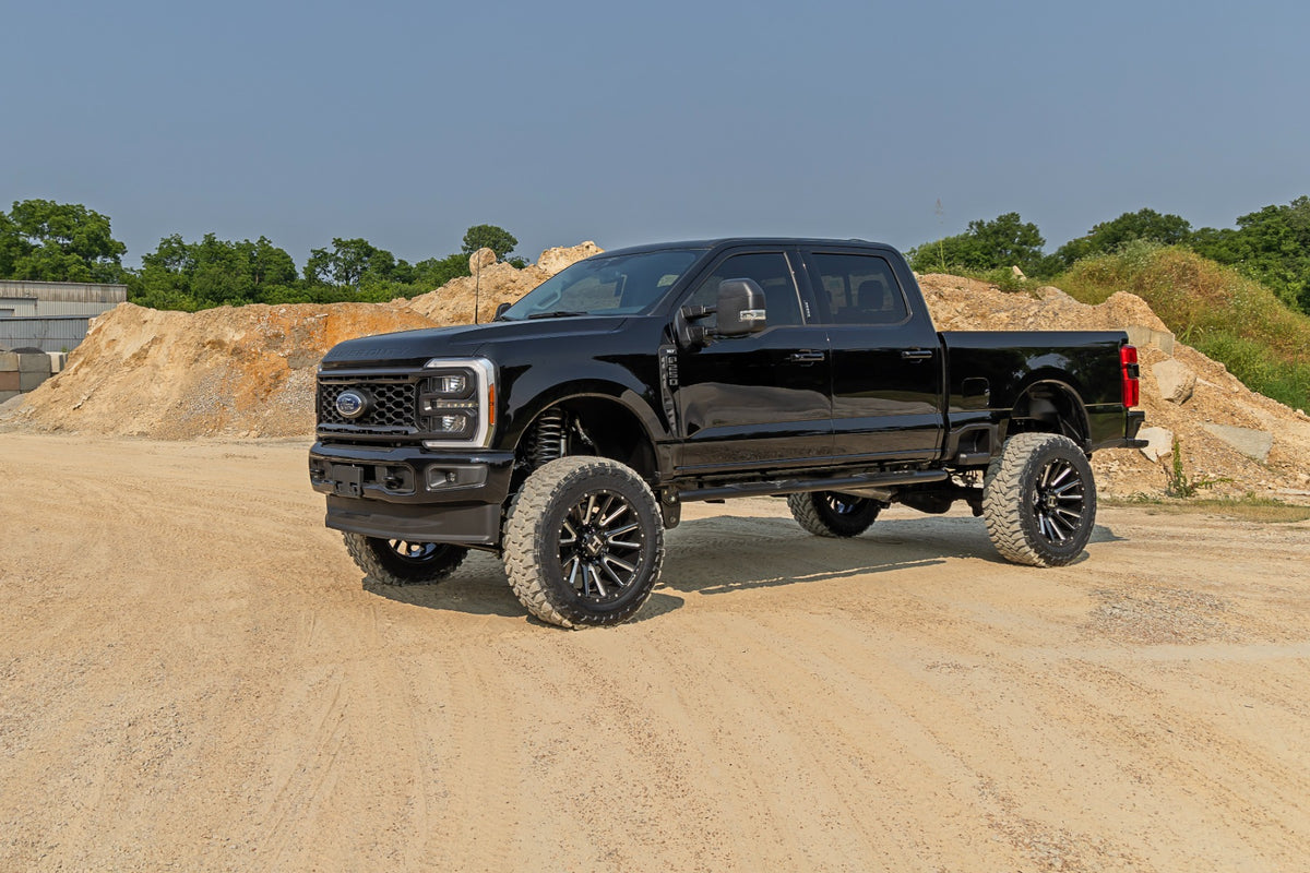 Rough Country - 6 Inch Lift Kit - Gas - OVLD - Ford F-250/F-350 Super Duty 4WD (2023-2025) - 41730 by Rough Country - alterna