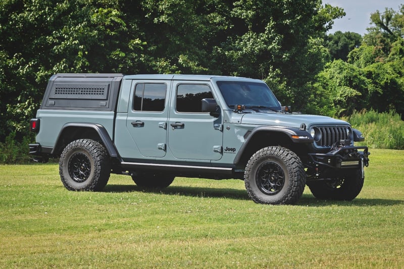 Rough Country - Truck Bed Cap - Modular - 5' Bed - Jeep Gladiator JT 4WD (2020-2025) - 73405