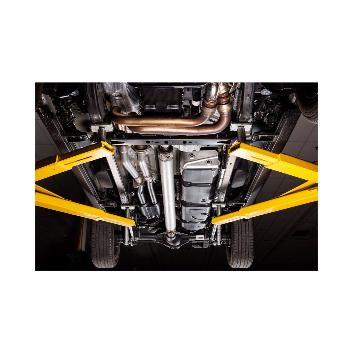 Flowmaster American Thunder Direct Fit Muffler 818204