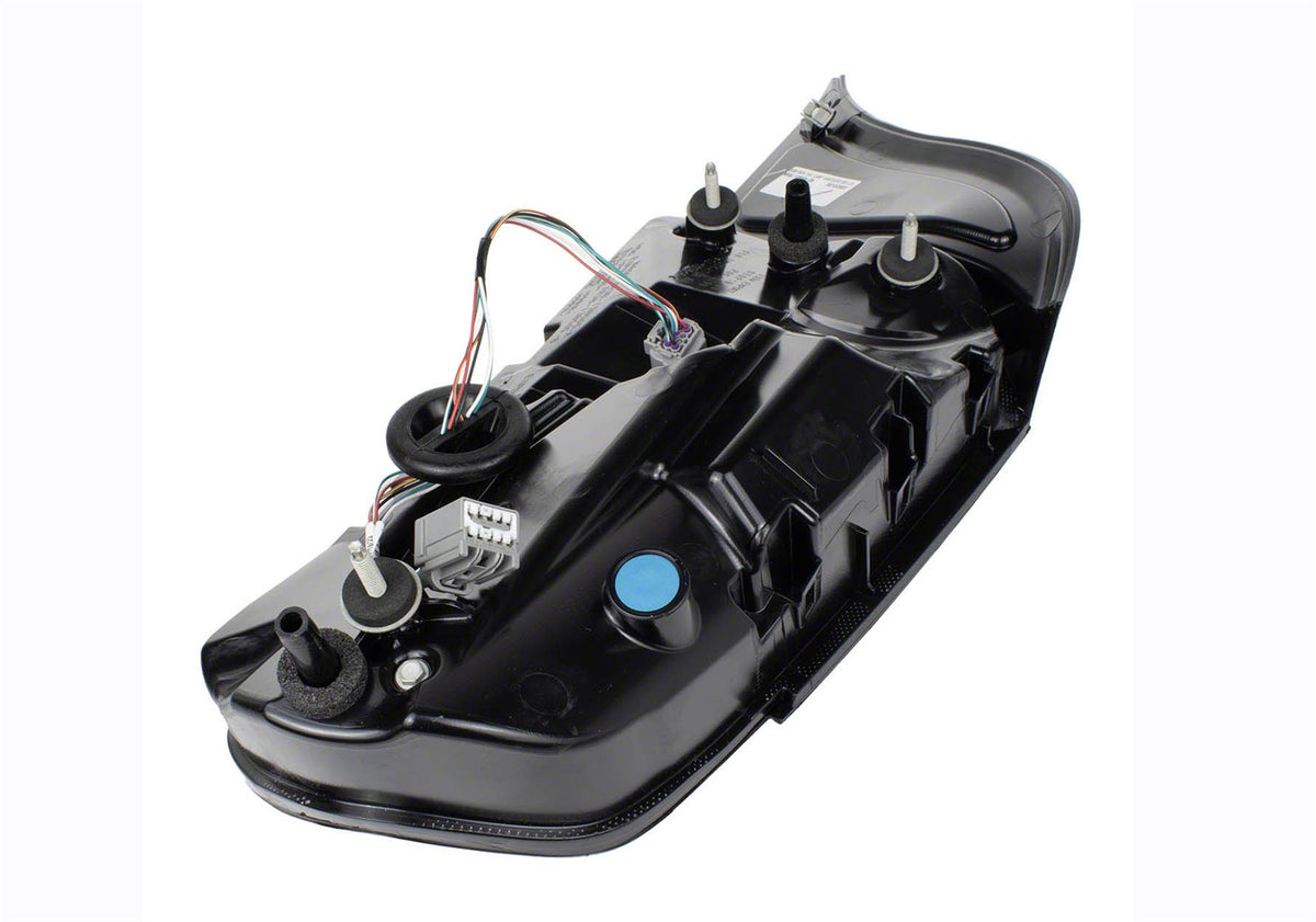 Ford Performance 2018-2023 Ford Performance Mustang Clear Taillamp Kit — additional view (FRPM-13504-MC)