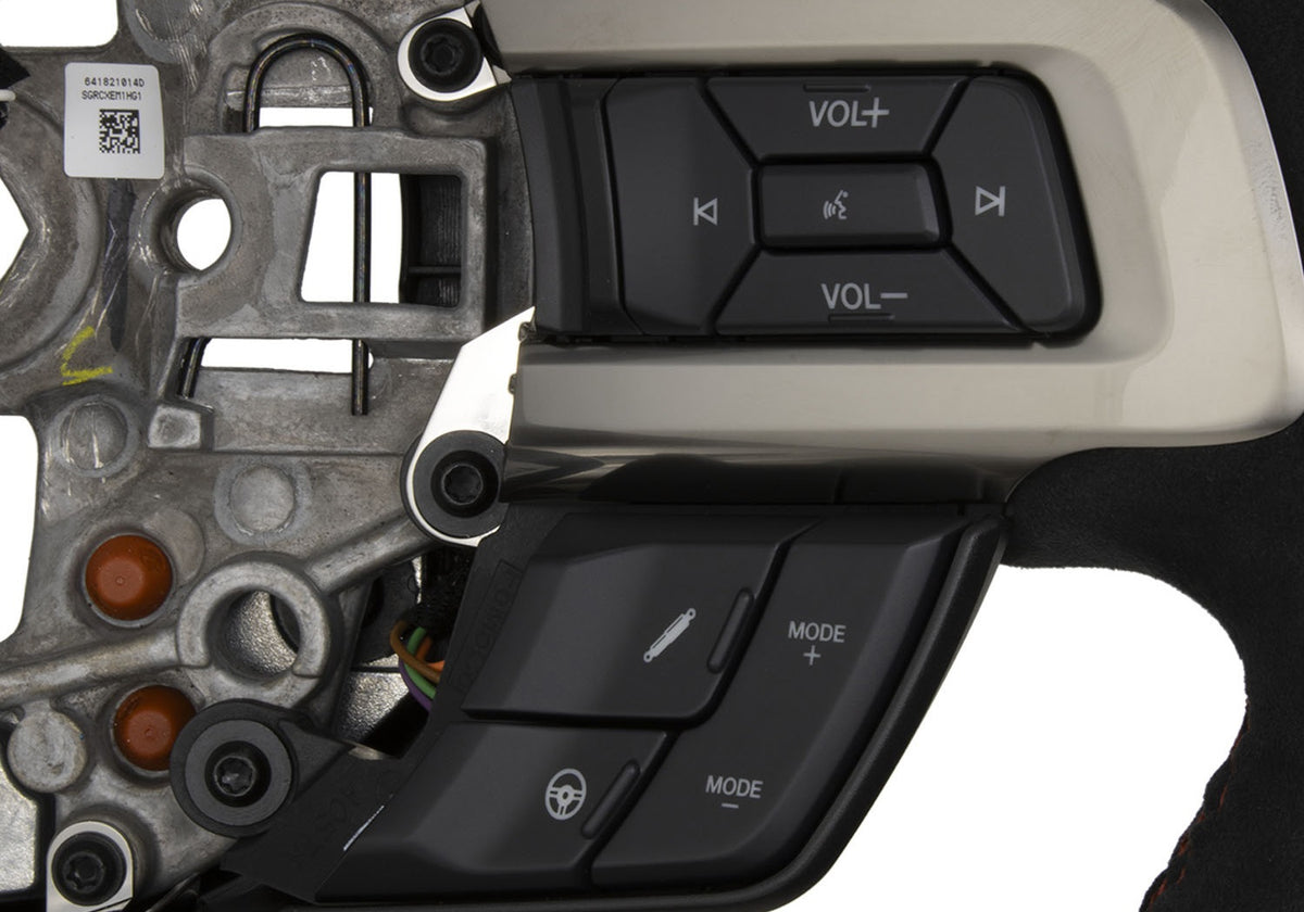 Ford Performance Mustang GT350R Steering Wheel — additional view (FRPM-3600-M350RA)