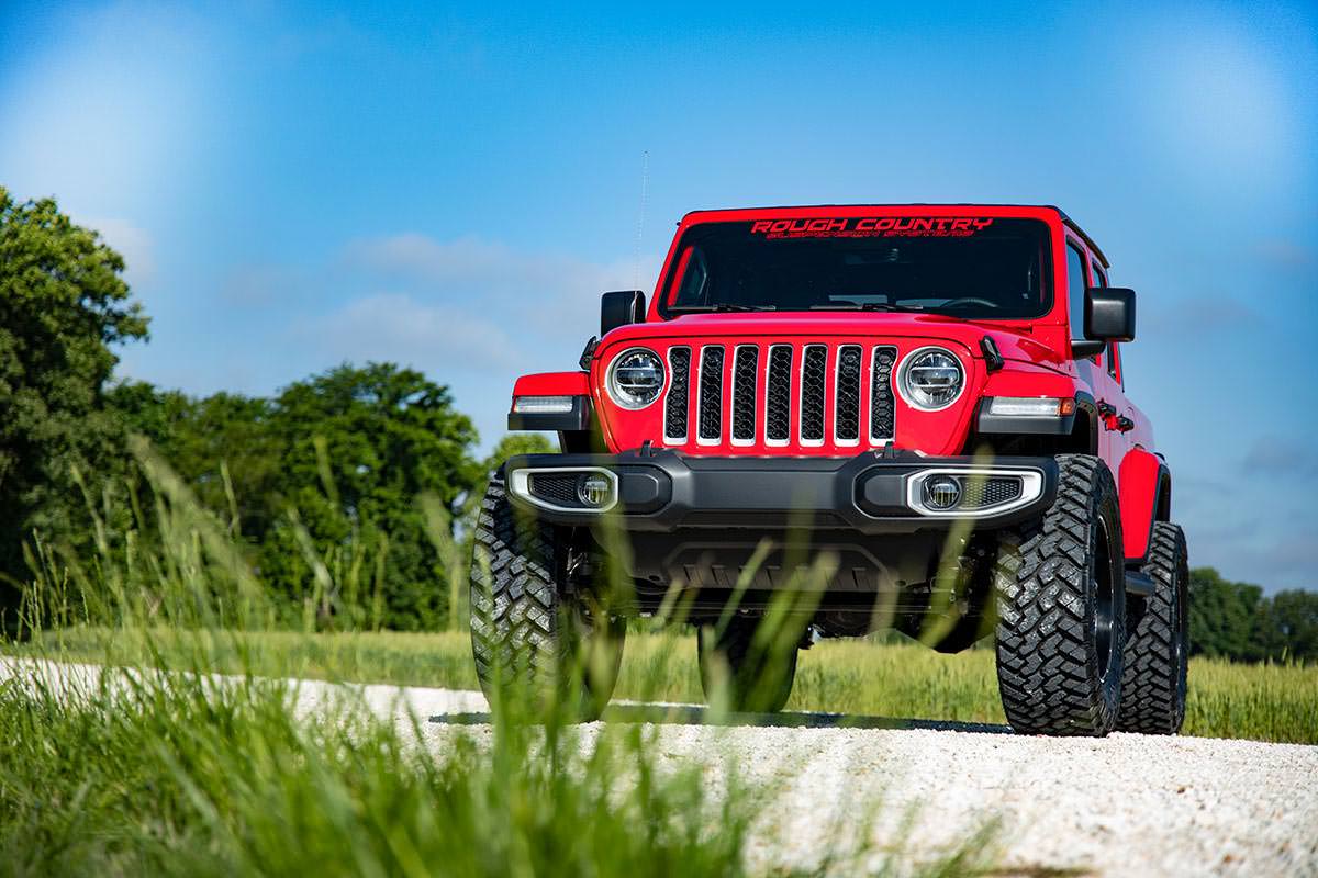 Rough Country - 3.5 Inch Lift Kit - Springs - M1R - Jeep Gladiator JT 4WD (2024-2025) - 78944 for 2024 Jeep Gladiator - alter