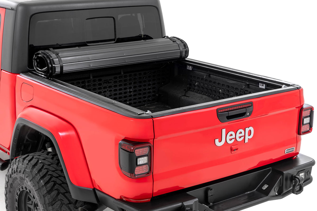 Rough Country - Hard Roll Up Bed Cover - 5' Bed - Jeep Gladiator JT 4WD (2020-2025) - 50620500 by Rough Country - angle view