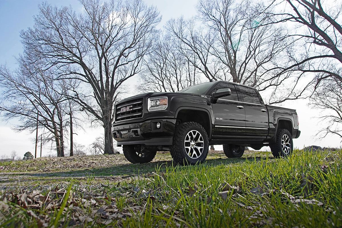 Rough Country - 6 Inch Lift Kit - Cast Steel - Chevy/GMC 1500 4WD (14-17) - 22635 for 2014-2017 Chevrolet Silverado 1500 - de
