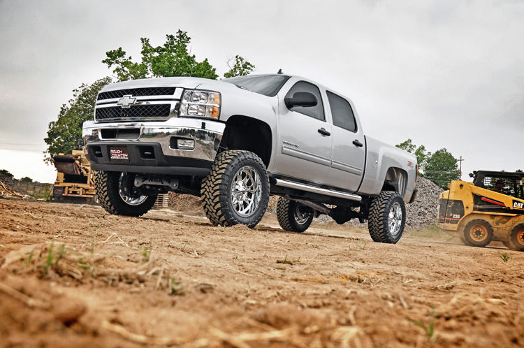 Rough Country - 7.5 Inch Lift Kit - NTD - Chevy/GMC 2500HD/3500HD (11-19) - 25330 by Rough Country - angle view
