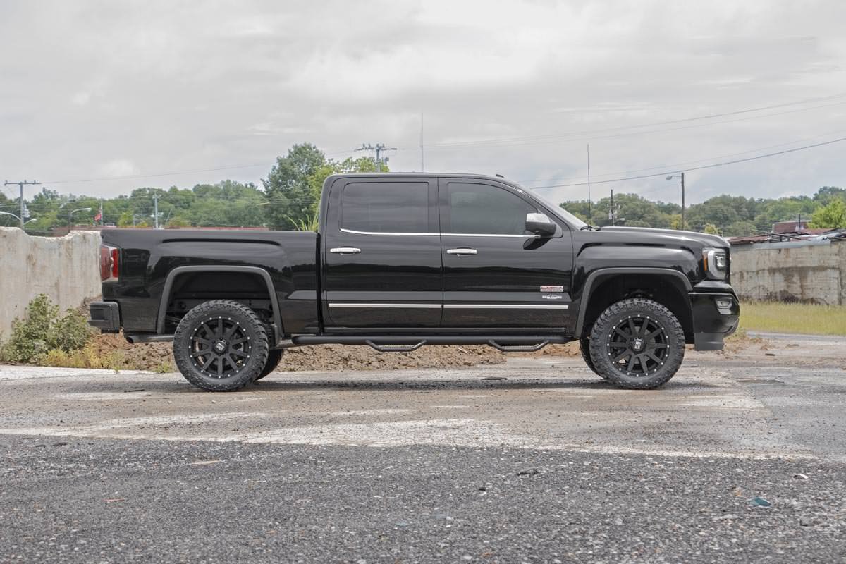 Rough Country - 3.5 Inch Lift Kit - Forged UCA - Vertex/V2 - Chevy/GMC 1500 (07-16) - 19457RED for 2007-2016 Chevrolet Silver