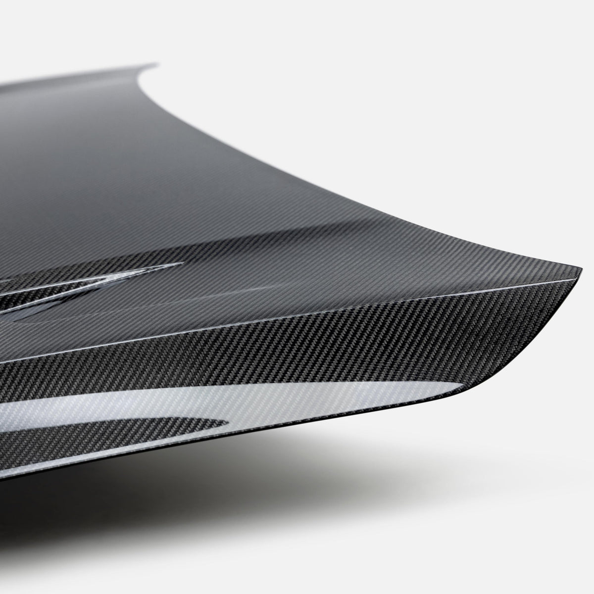 Seibon 22-23 Volkswagen Golf GTI/R  TM-Style Carbon Fiber Hood - HD22VWG8-TM