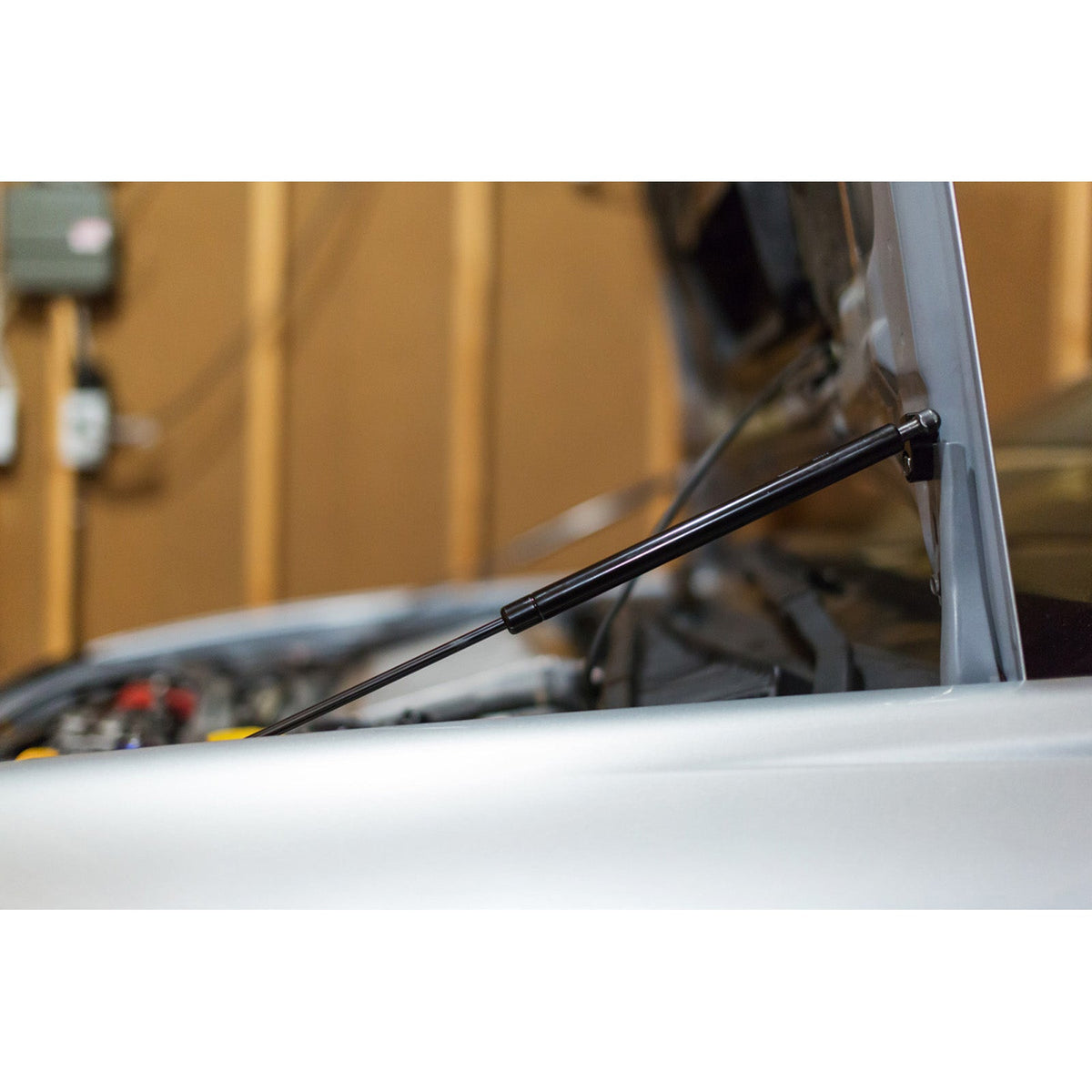 GrimmSpeed 02-07 Subaru Inpreza/WRX/STi Hood Struts - GRM097016