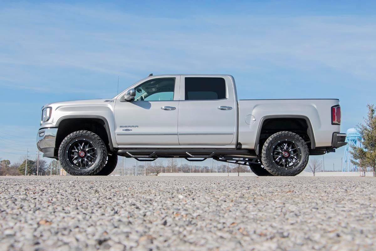Rough Country - 3.5 Inch Lift Kit - Alu/Stamp Steel LCA - Vertex/V2 - Chevy/GMC 1500 (14-18 & Classic) - 12157 for 2014-2018 