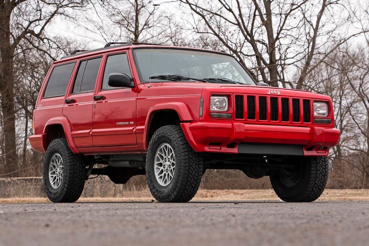 Rough Country - 3 Inch Lift Kit - Series II - RR Springs - Jeep Cherokee XJ 2WD/4WD (84-01) - 630XN2 for 1984-2001 Jeep Chero