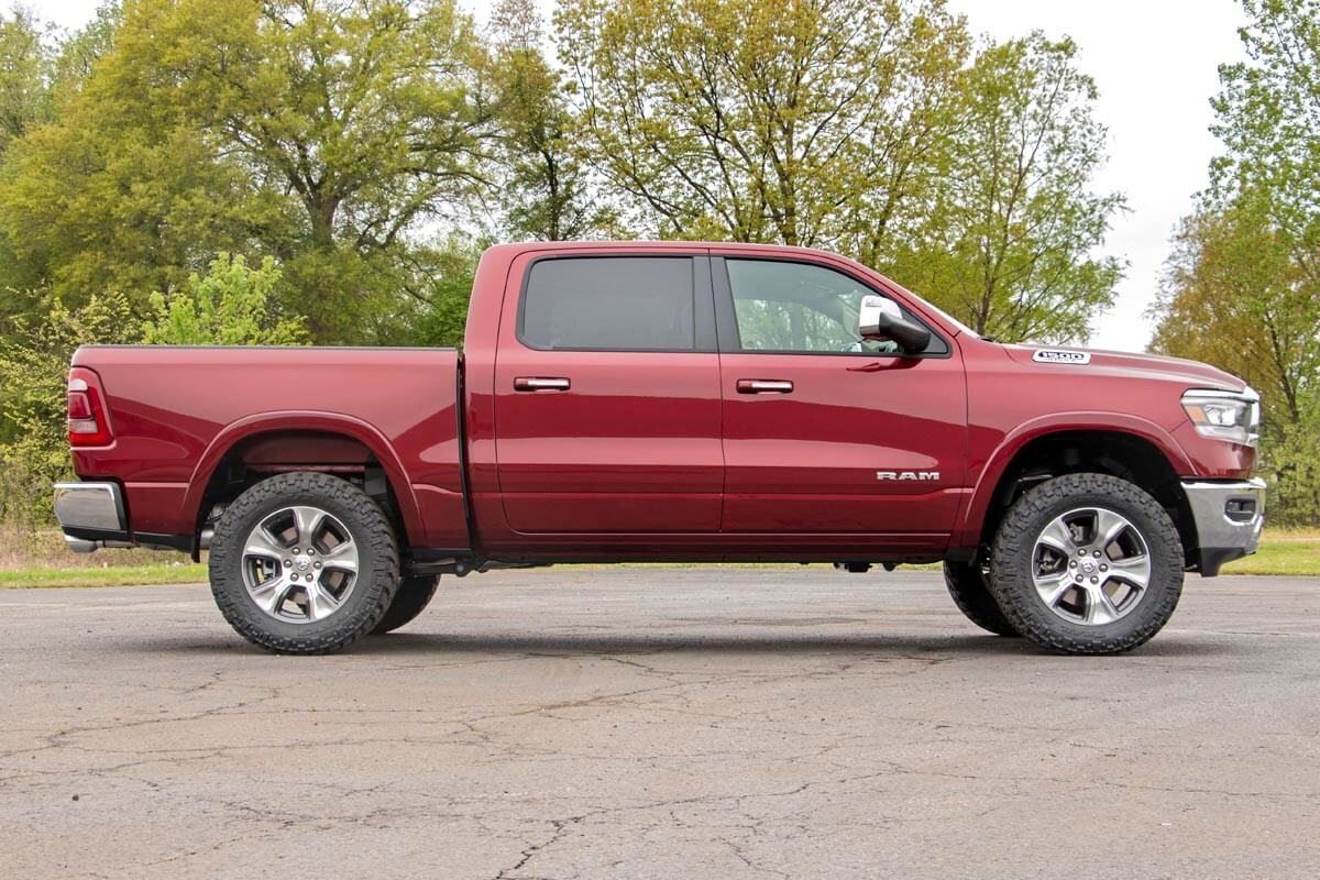 Rough Country - 3.5 Inch Lift Kit - N3 Struts - Ram 1500 2WD/4WD (2019-2025) - 31431RED by Rough Country - detail view