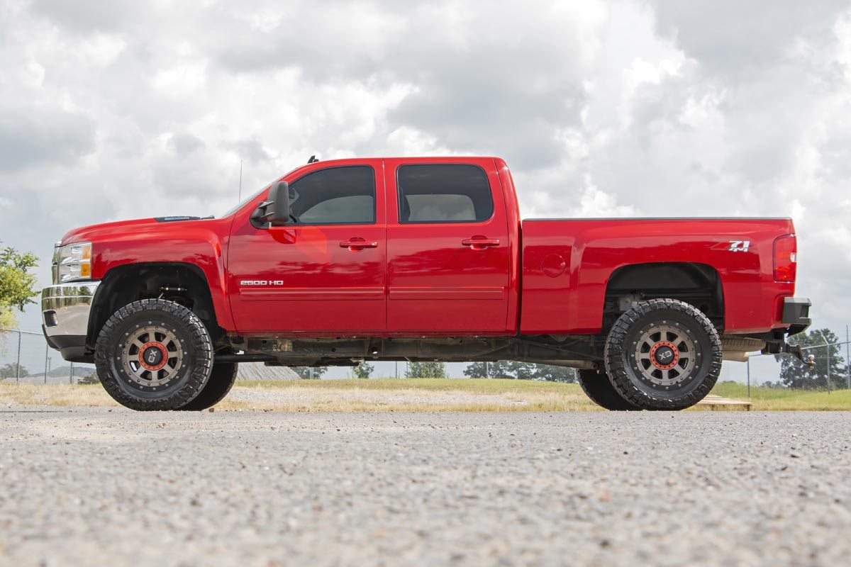 Vertex 2.5 Adjustable Front Shocks | 3-5&quot; | Chevy/GMC 2500HD/3500HD (11-19)