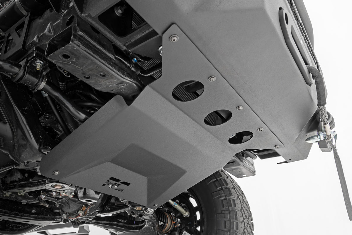 Rough Country - Front Bumper - High Clearance - 12000-Lb Pro Series Winch - Synthetic Rope Toyota Tacoma 4WD (16-23) - 10717 