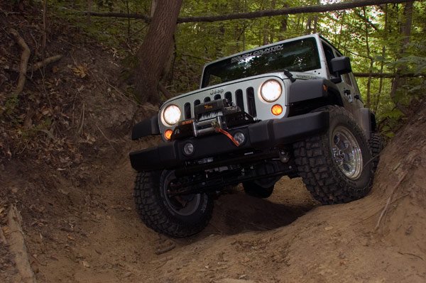 Rough Country - 4 Inch Lift Kit - V2 - Jeep Wrangler Unlimited 2WD/4WD (2007-2018) - 68170 for 2007-2017 Jeep Wrangler - clos