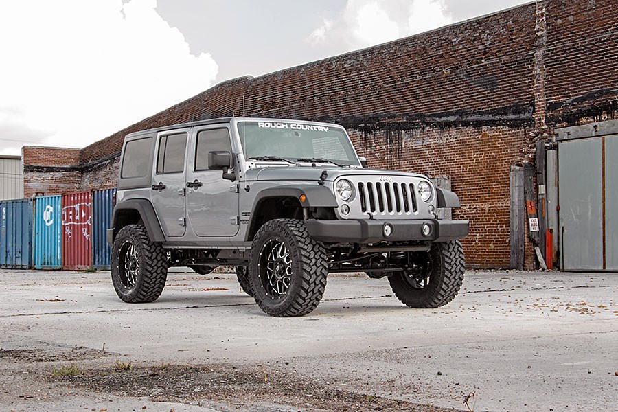 Rough Country - 4 Inch Lift Kit - V2 - Jeep Wrangler Unlimited 2WD/4WD (2007-2018) - 68170 for 2007-2017 Jeep Wrangler - angl