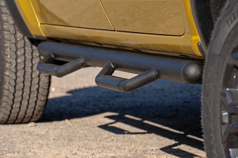 Rough Country - Nerf Steps - Cab Length - Chevy/GMC Canyon/Colorado 2WD/4WD (2015-2026) - RCG1583CCB