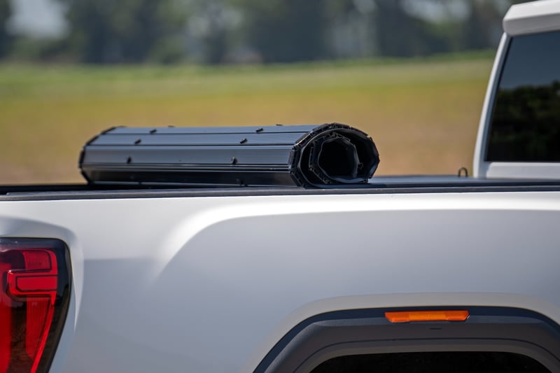 Rough Country - Hard Roll Up Bed Cover - 6'9" Bed - Chevy/GMC  Silverado/Sierra 2500HD/3500HD (20-26) - 50120651 by Rough Cou