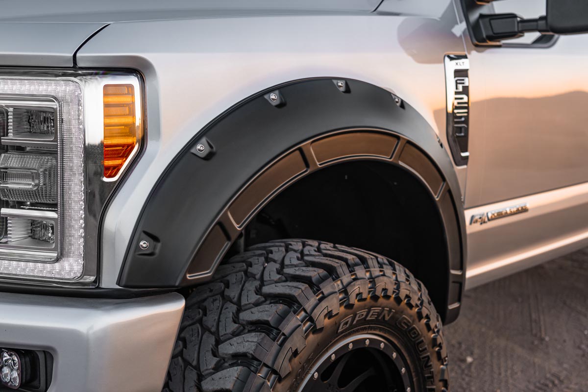 Fender Flares | Defender | UX Ingot Silver Metallic | Ford F-250/F-350 Super Duty (17-22)