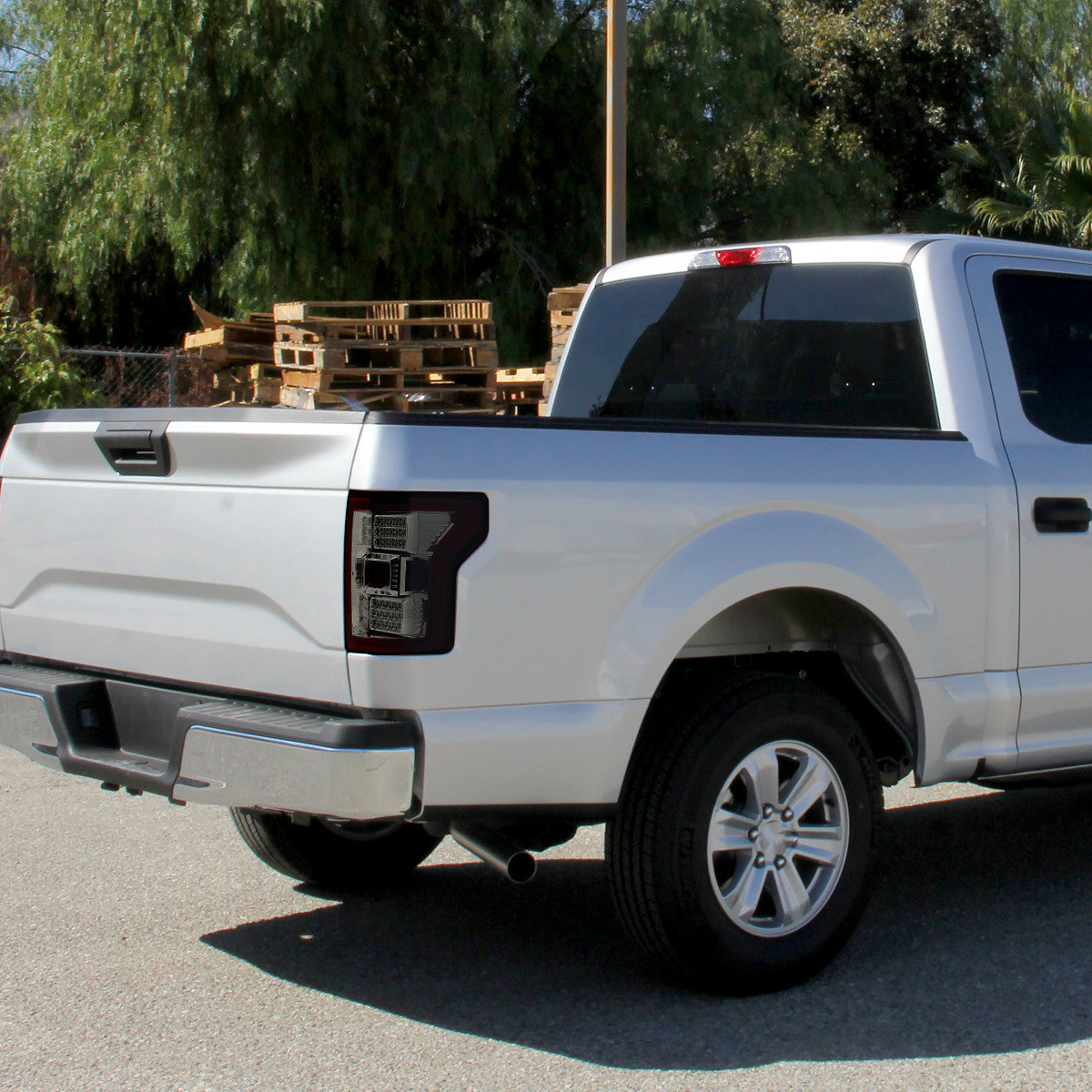Spec-D Tuning - 2015-2017 Ford F-150 Smoked LED Tail Lights - LT-F15015RGLED-TM