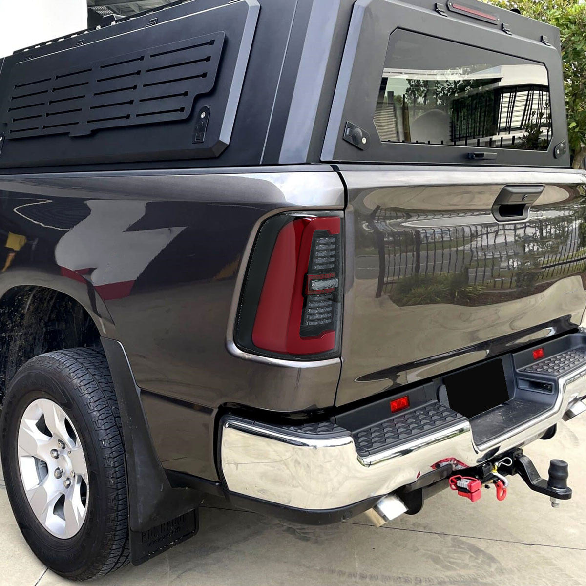 Spec-D Tuning - 2019-2024 Dodge RAM 2500/3500 LED Sequential Signal Tail Lights (Jet Black Housing / Clear Lens) - LT-RAM1925BKLD-SQ-RS