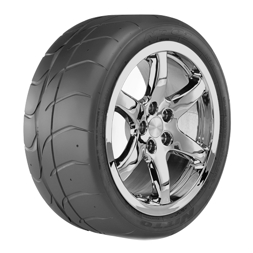 Nitto NT01 255/40ZR20 Summer