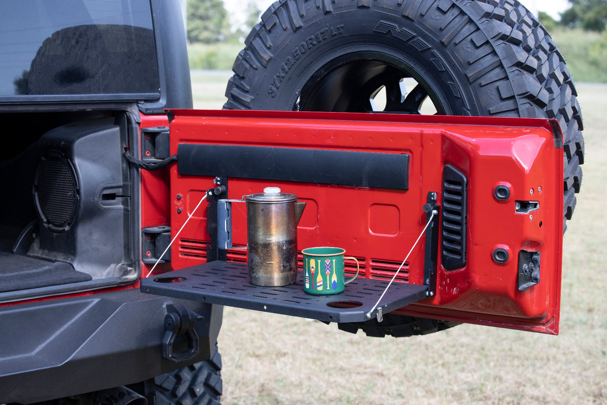 Tailgate Table | Multiple Makes &amp; Models (Ford/Jeep)