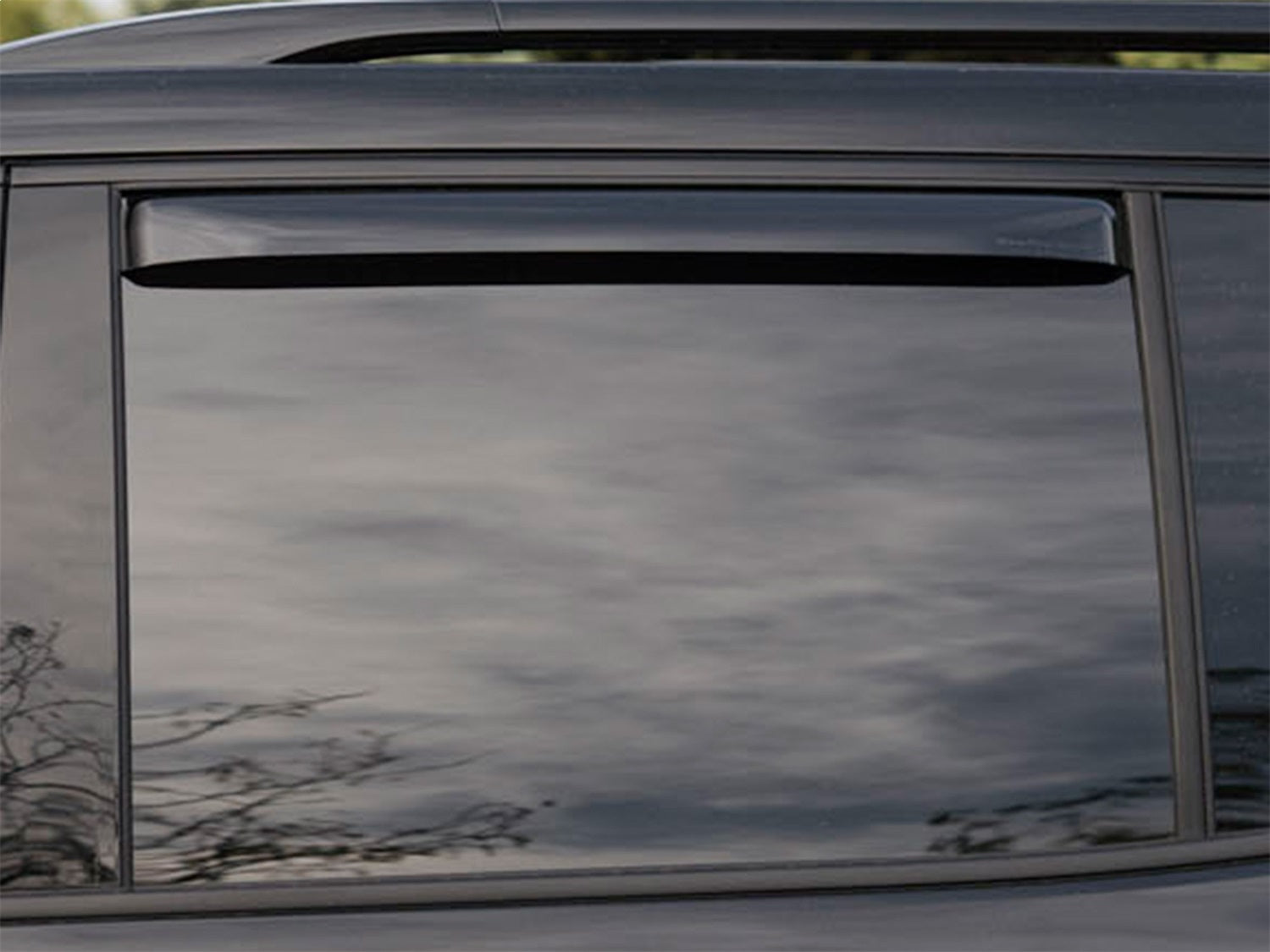 Weathertech - Side Window Deflector - Rear Dark Tint 25-26 Buick Enclave / 24-26 Chevrolet Traverse / 24-26 GMC Acadia -