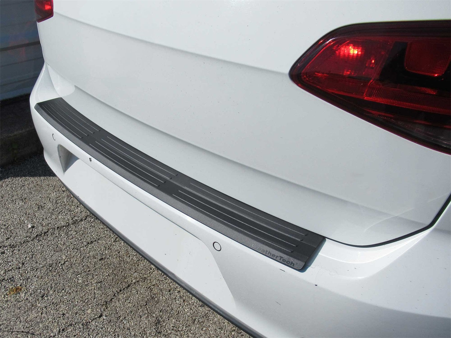 Weathertech - BumperTopper 15-21 Volkswagen Golf / 15-19 Volkswagen Golf-R / 15-19 Volkswagen e-Golf - BP0018
