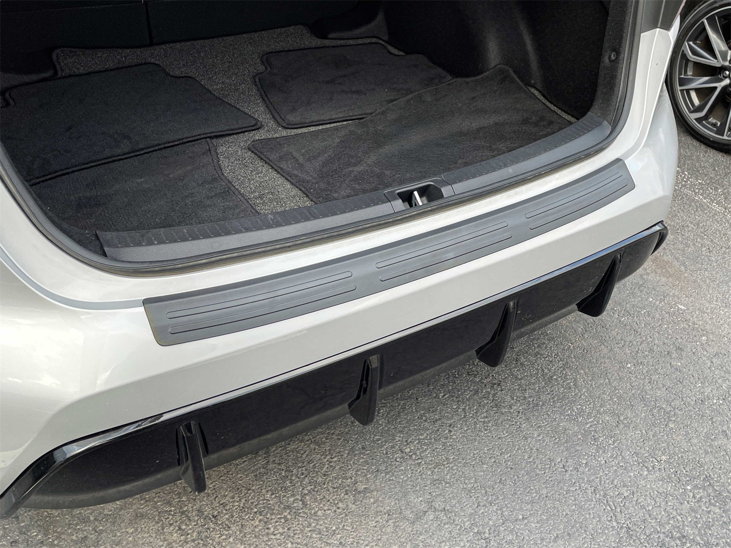 Weathertech - BumperTopper 20-26 Toyota Corolla - BP0075