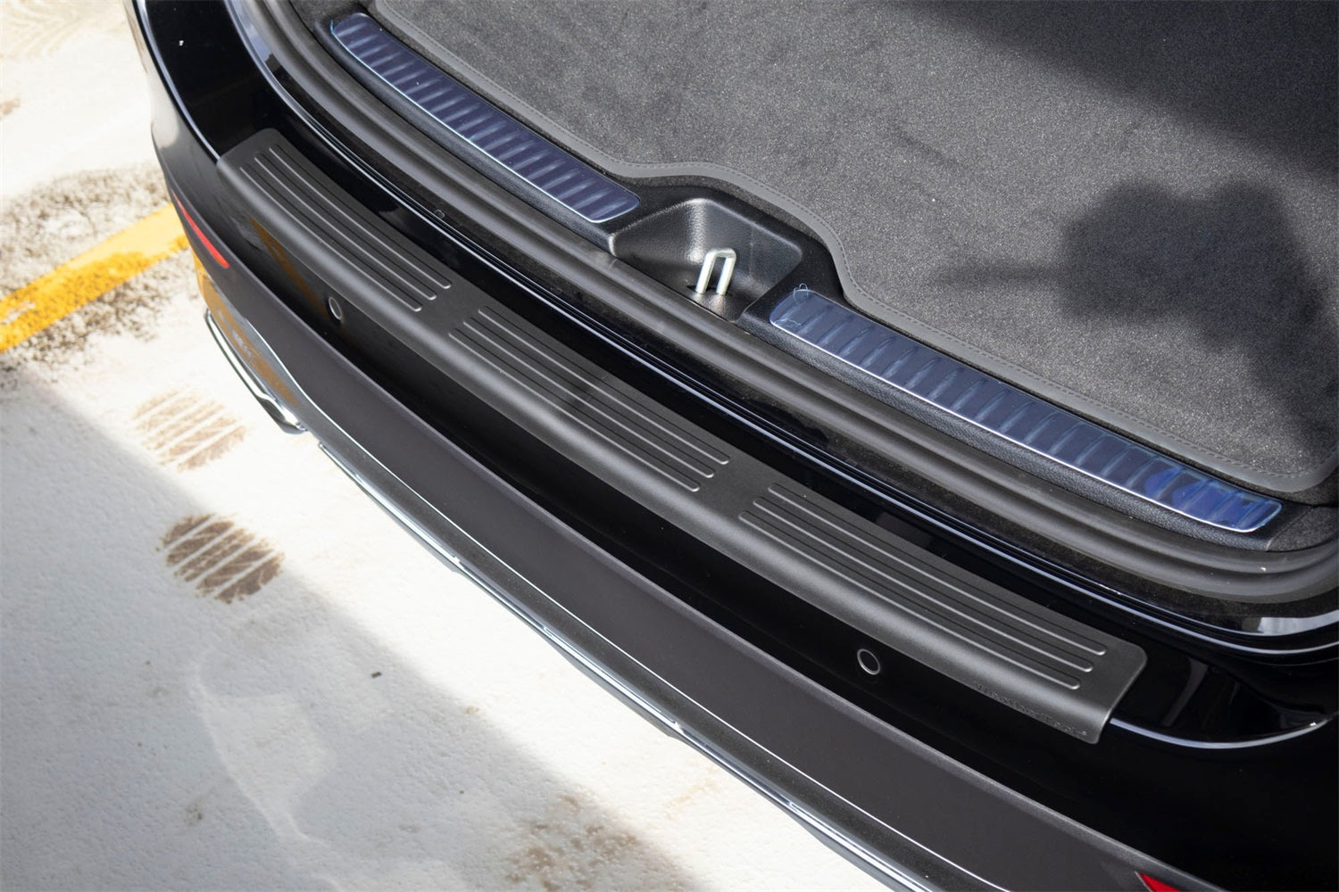 Weathertech - BumperTopper - Black 23-26 Mercedes Benz GLC / 25 Mercedes Benz GLC63-AMG - BP0166
