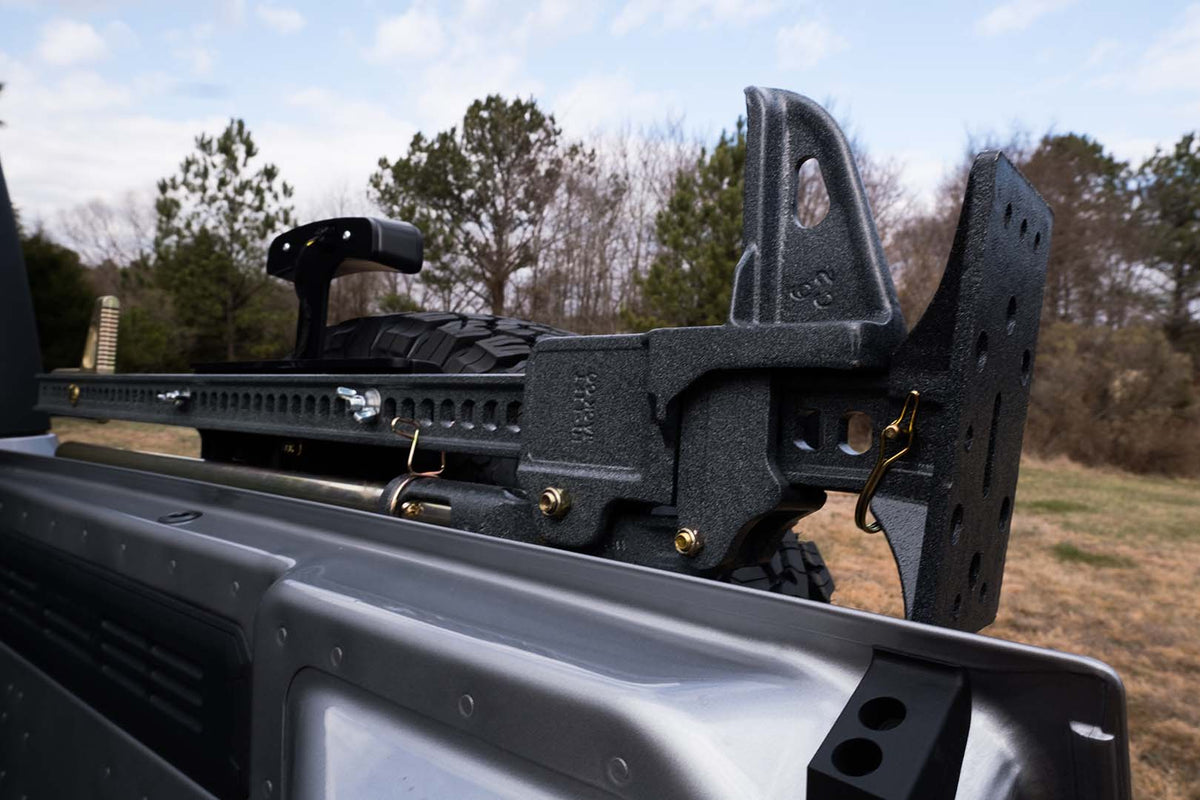RTR Tire Carrier Package (21+ Bronco)