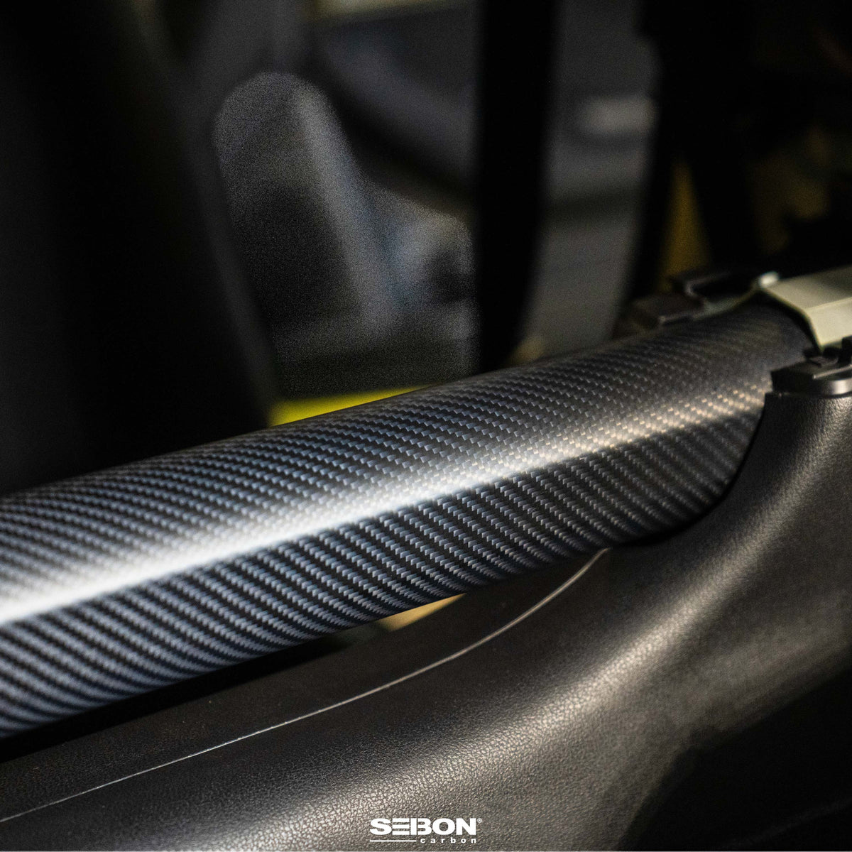 Seibon 2023+ Nissan Z Carbon fiber Rear Strut Brace - SB22NSZ-R