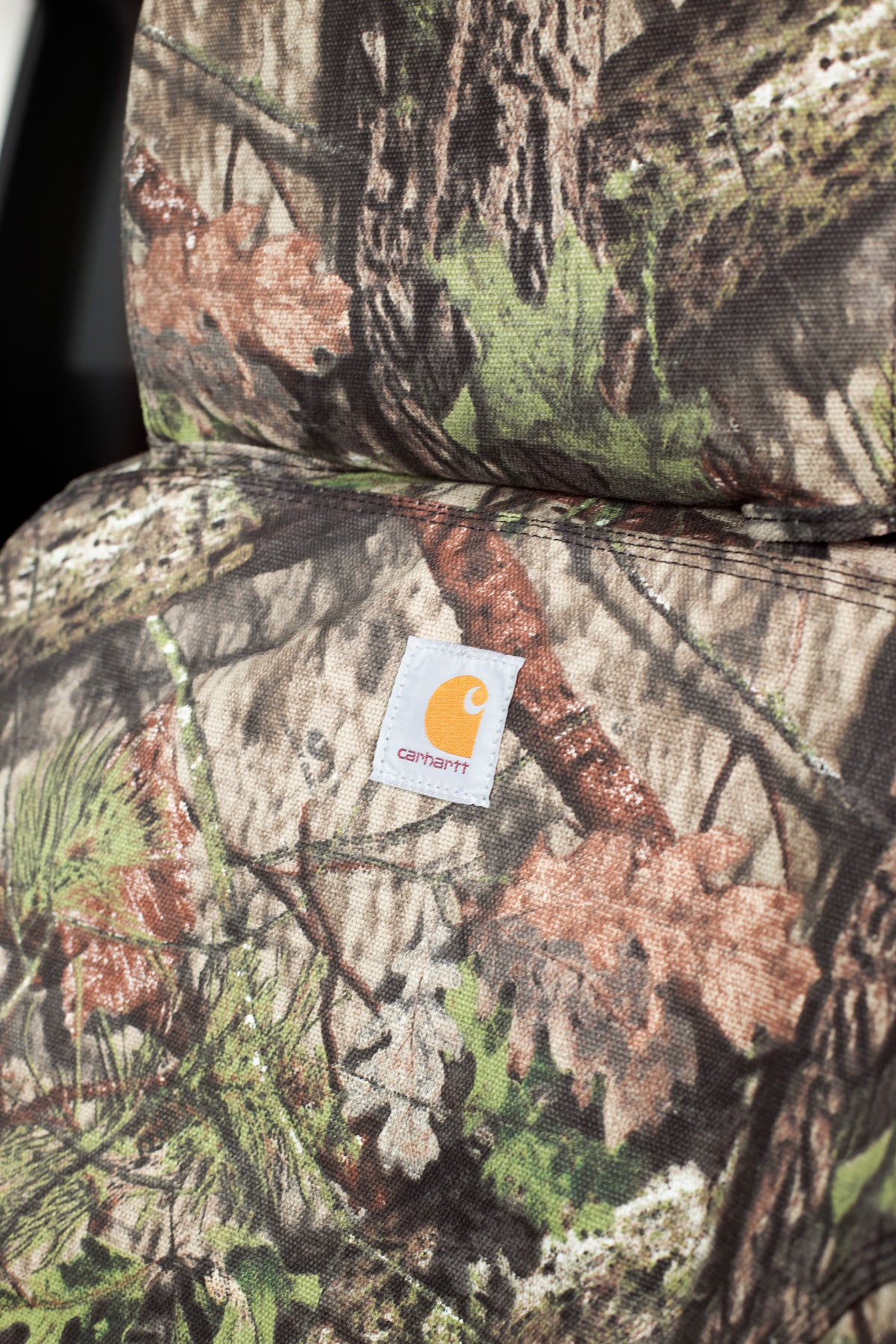 Covercraft 15-16 Chevrolet Silverado Carhartt Camo SeatSaverFront Row Seat Covers - Mossy Oak - SSC2504CAMB