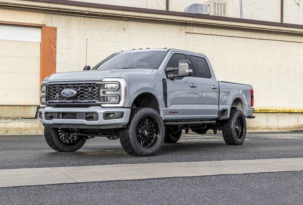 ReadyLift - Ford SD Premium 2.5” Leveling System - 46-20254