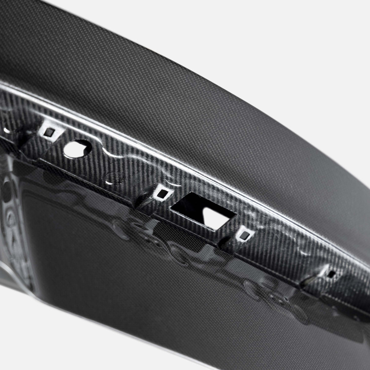 Seibon 21-24 Lexus IS Series Carbon Fiber Trunk Lid - TL21LXIS