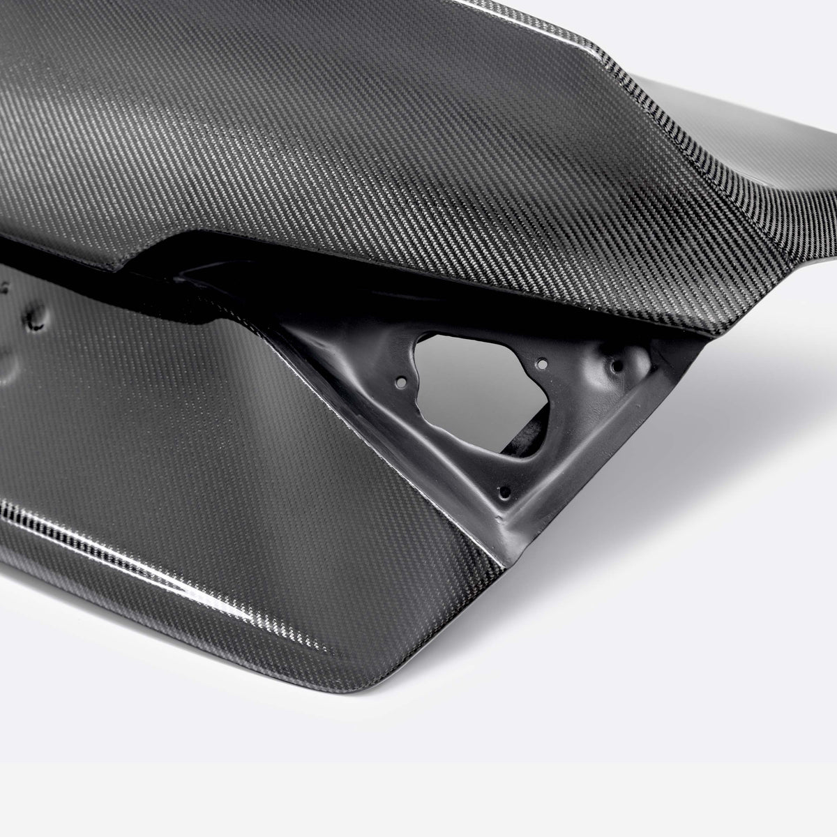 Seibon 22-23 Honda Civic 4 DR C-Style Carbon Fiber Trunk Lid - TL22HDCV4D-C
