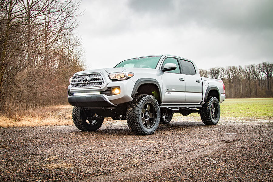 Rough Country - 4 Inch Lift Kit - N3 Struts - Toyota Tacoma 2WD/4WD (2016-2023) - 75731 for 2016-2023 Toyota Tacoma - alterna