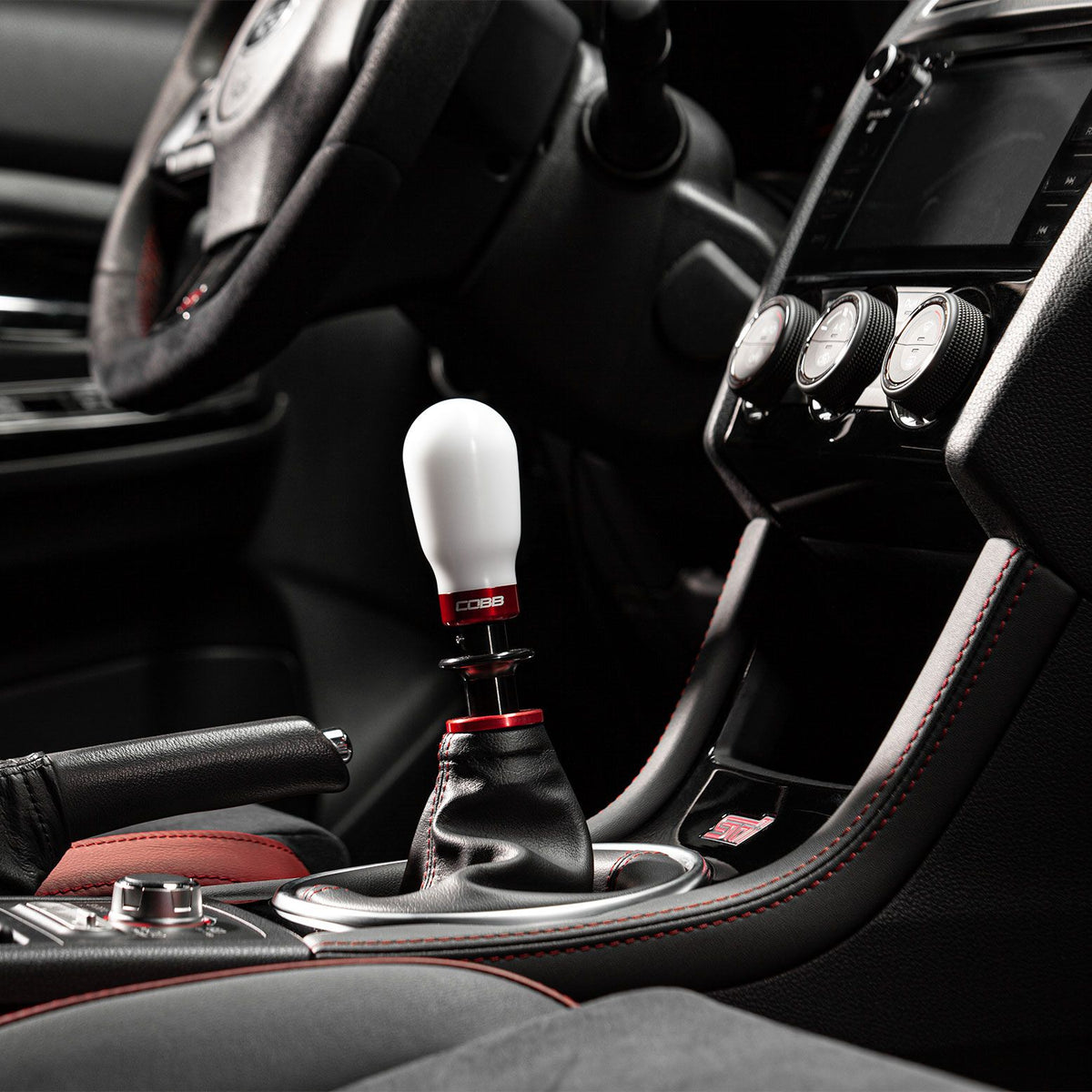 Cobb Subaru 6-Speed Tall Weighted COBB Shift Knob - Black (Incl. Both Red + Blk Collars) - 213370-BK
