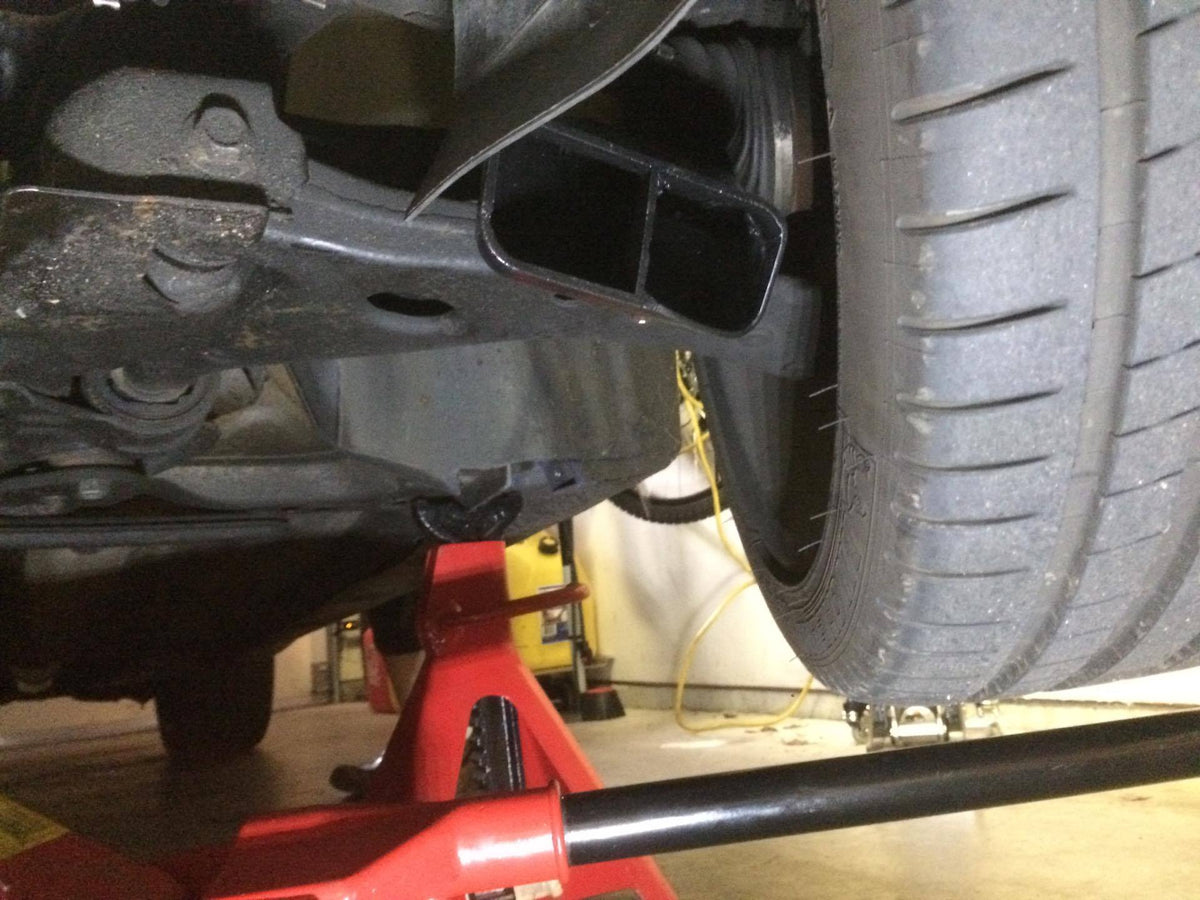 2013-2018 Ford Focus ST Stage 1 Brake Cooling Kit