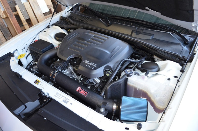 Injen 11-14 Chrysler 300/Dodge Charger/Challenger V6 3.6L Pentastar w/MR Tech&amp;Heat Shield Wrinkle Bl - PF5072WB