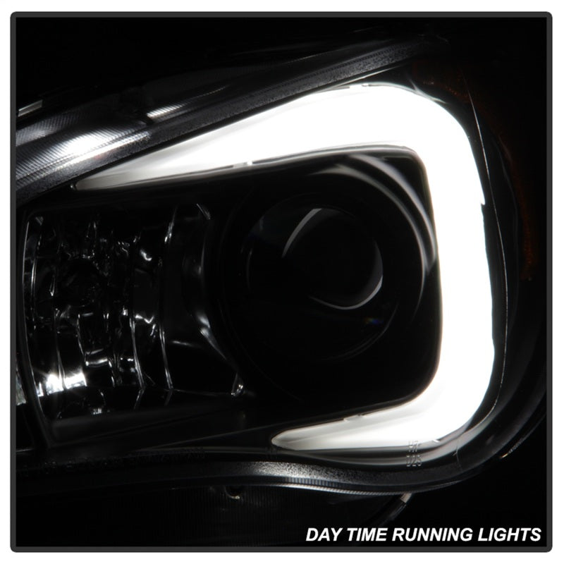 Spyder Subaru WRX 2006-2007 Projector Headlights - Halogen Only - Black PRO-YD-SWRX06-LBDRL-BK - 5083920