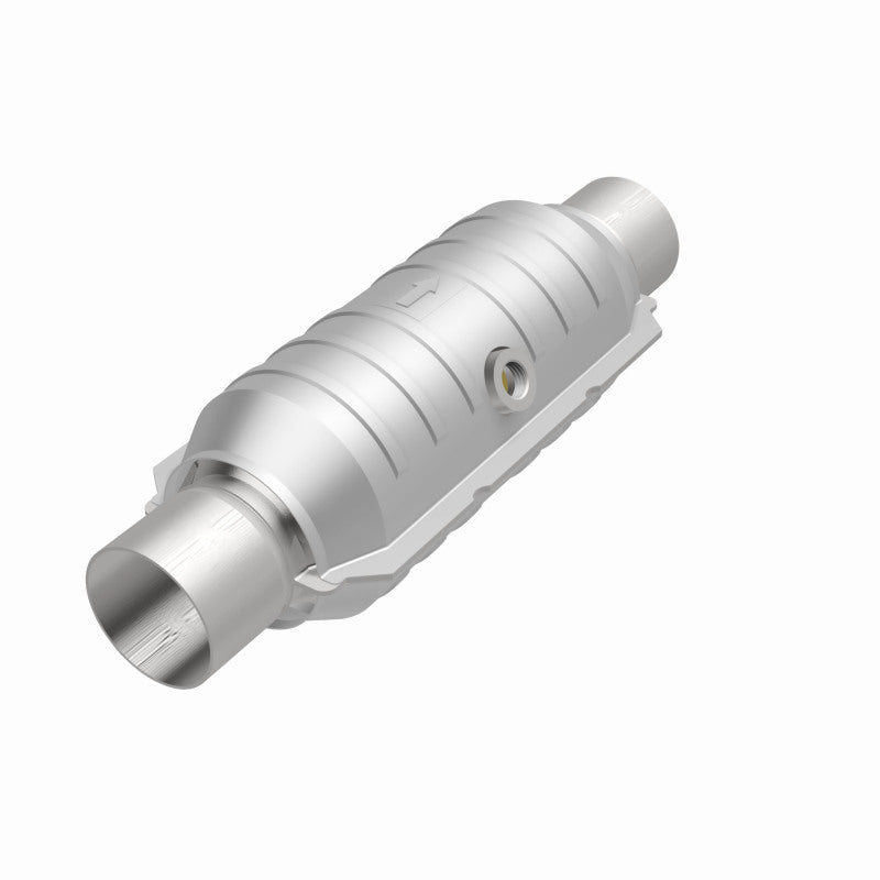 MagnaFlow Conv Univ 2.5in Inlet/Outlet Center/Center Round 11in Body L x 5.125in W x 15in Overall L - 51356