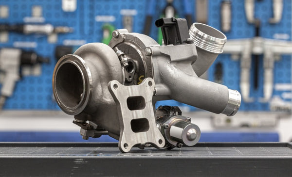 Garrett PowerMax Turbocharger 14-18 VW / Audi 2.0L TSI MK7 Stage 1 Upgrade Kit - 898199-5001W by Garrett - front view