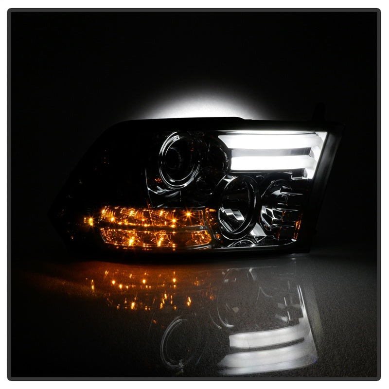Spyder Dodge Ram 13-15 Projector Headlights Light Bar DRL Smoke PRO-YD-DR13-LBDRL-SM - 5081735