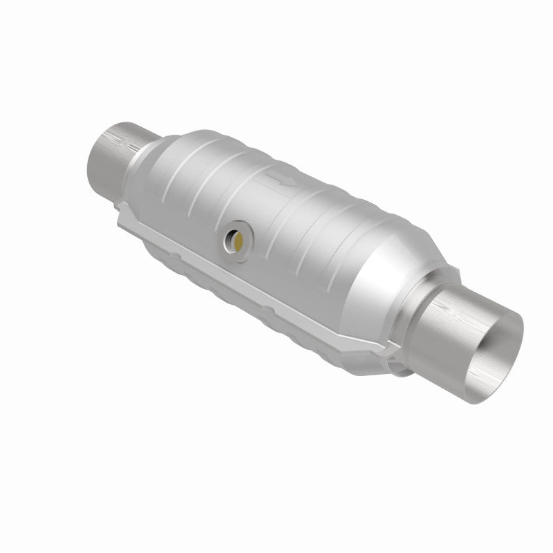 MagnaFlow Conv Univ 2.5in Inlet/Outlet Center/Center Round 11in Body L x 5.125in W x 15in Overall L - 51356