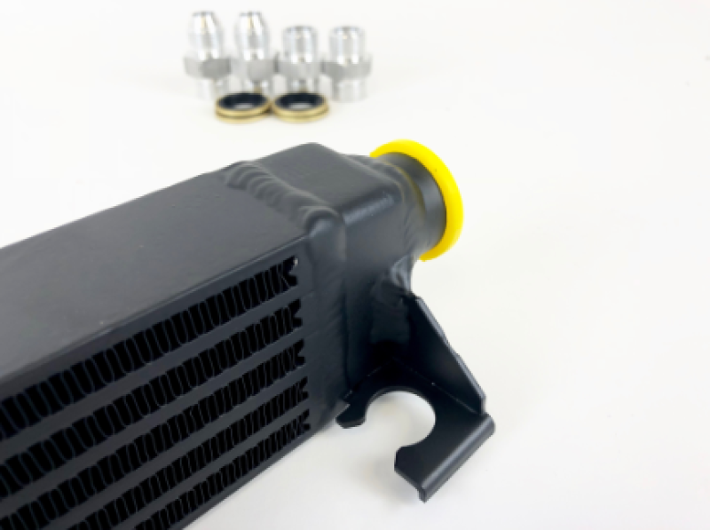 CSF 82-94 BMW 3 Series (E30) High Performance Oil Cooler w/-10AN Male &amp; OEM Fittings - 8092